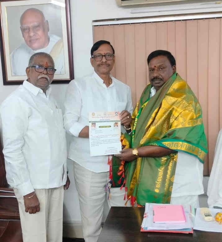 వాసవి సేవాదళ్‌ రాష్ట్ర కోశాధికారిగా బెజుగం రమేష్‌